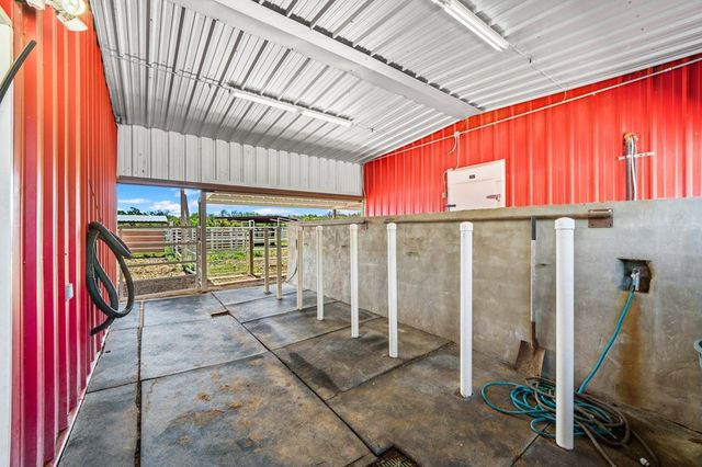 1379 Barker-Rogers Rd, Harper, TX 78631