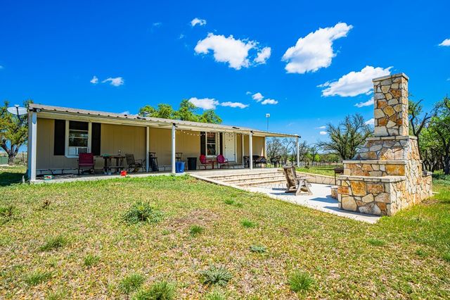 1379 Barker-Rogers Rd, Harper, TX 78631