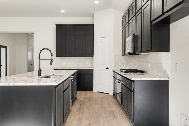 9586 Moss Rose, Willis, TX 77378