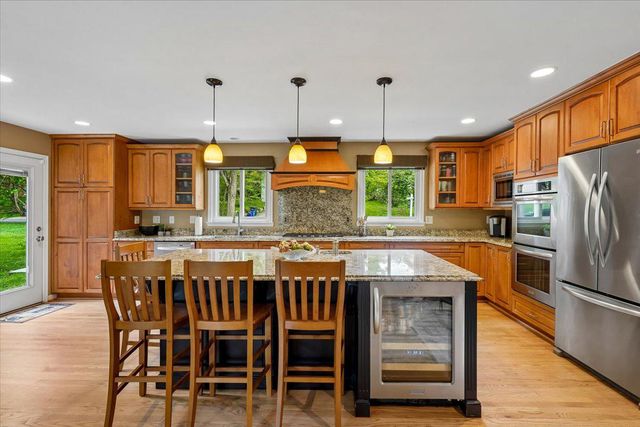 5117 WICKETT TER, Bethesda, MD 20814