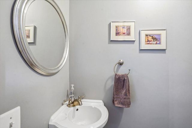 5117 WICKETT TER, Bethesda, MD 20814