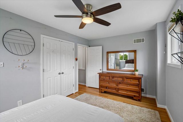 5117 WICKETT TER, Bethesda, MD 20814
