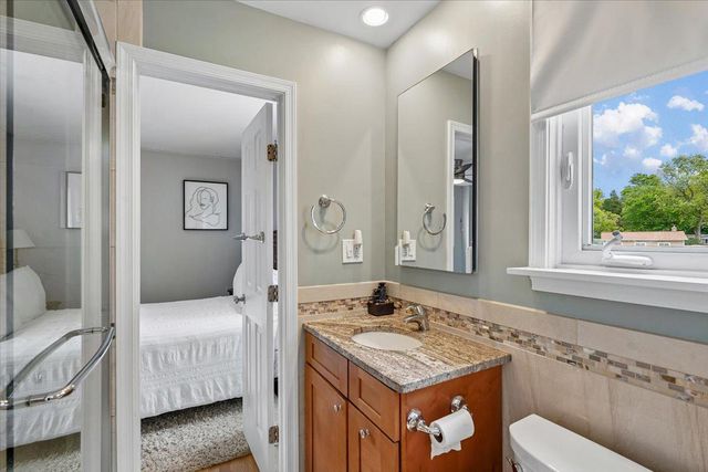 5117 WICKETT TER, Bethesda, MD 20814