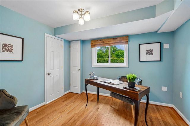 5117 WICKETT TER, Bethesda, MD 20814