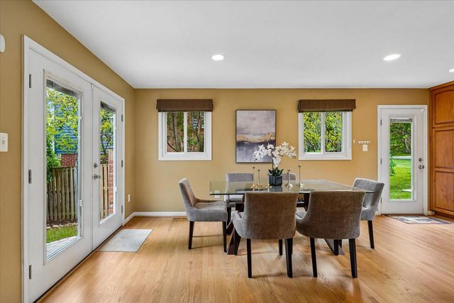 5117 WICKETT TER, Bethesda, MD 20814