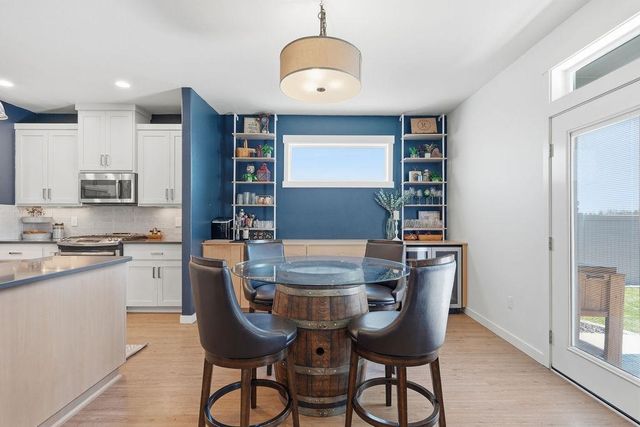 9513 W Floyd Dr, Cheney, WA 99004