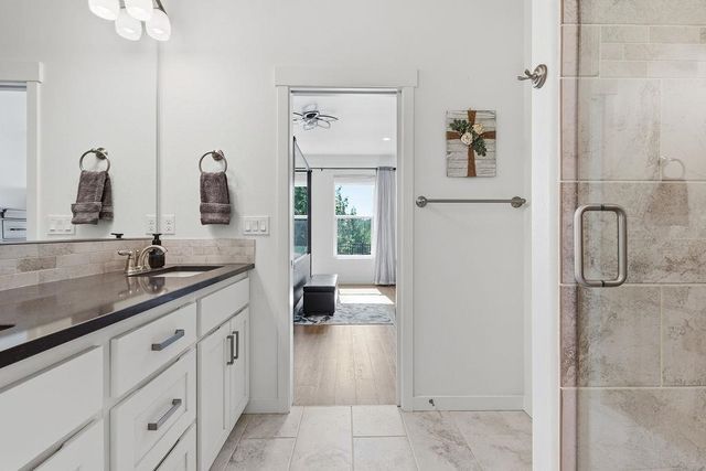 9513 W Floyd Dr, Cheney, WA 99004