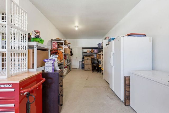 9513 W Floyd Dr, Cheney, WA 99004