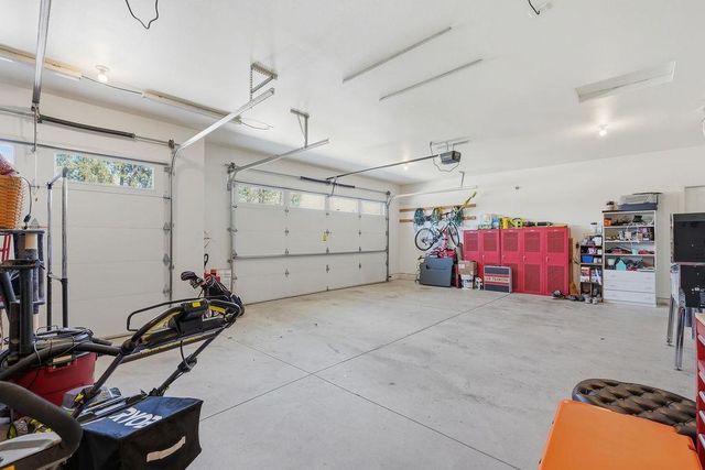 9513 W Floyd Dr, Cheney, WA 99004