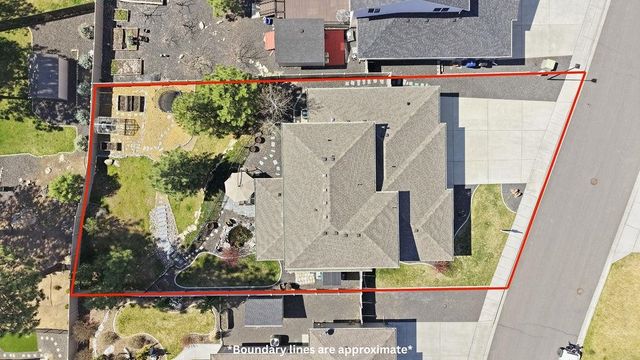 9513 W Floyd Dr, Cheney, WA 99004