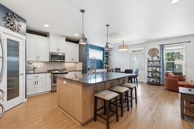 9513 W Floyd Dr, Cheney, WA 99004