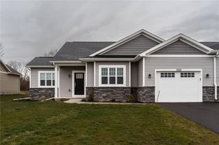 5125 Red Oak Lane, Batavia, NY 14020