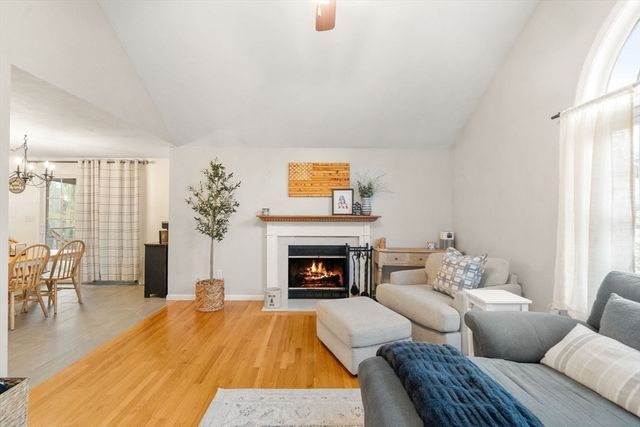 16 Brooke Haven Drive, Rutland, MA 01543