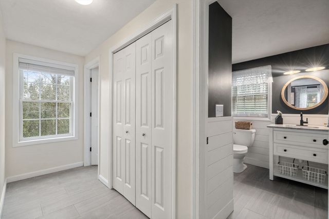 16 Brooke Haven Drive, Rutland, MA 01543