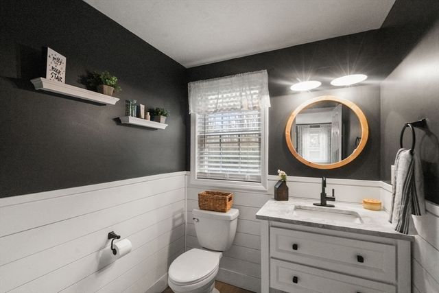 16 Brooke Haven Drive, Rutland, MA 01543