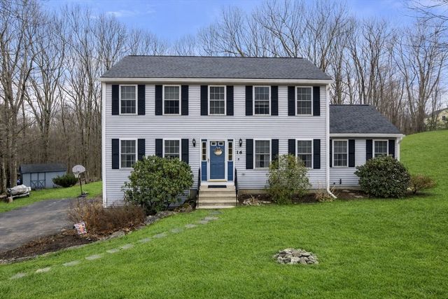16 Brooke Haven Drive, Rutland, MA 01543