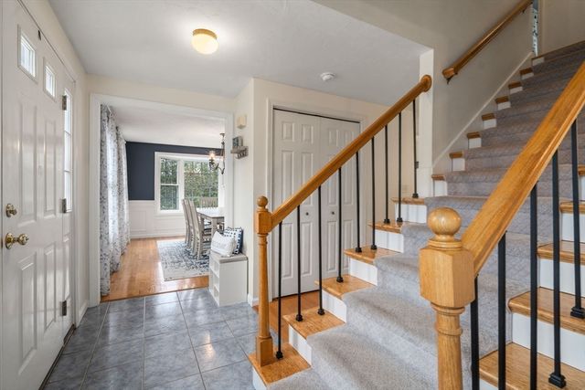 16 Brooke Haven Drive, Rutland, MA 01543