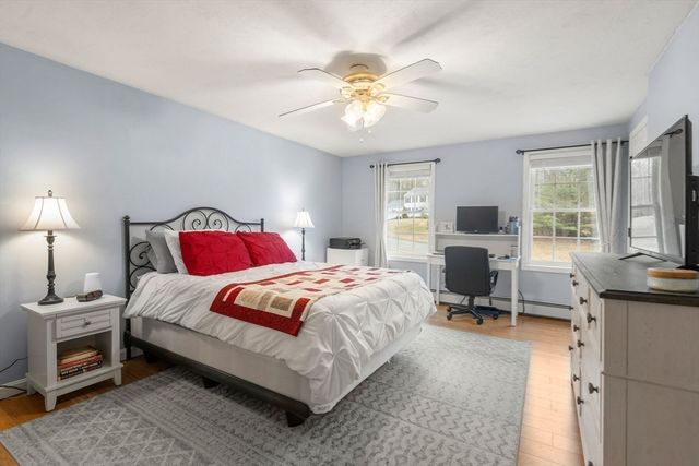 16 Brooke Haven Drive, Rutland, MA 01543