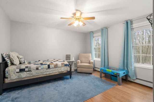 16 Brooke Haven Drive, Rutland, MA 01543