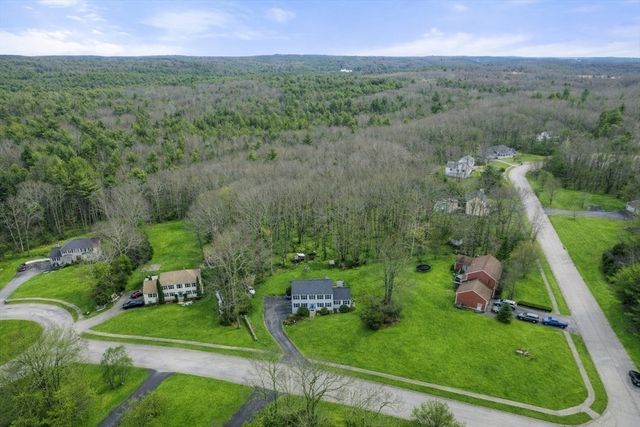 16 Brooke Haven Drive, Rutland, MA 01543