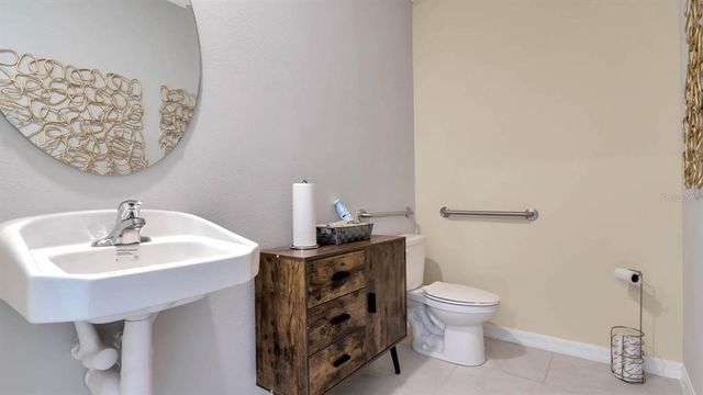 211 TAYLOR GROVES DRIVE, Lake Wales, FL 33853