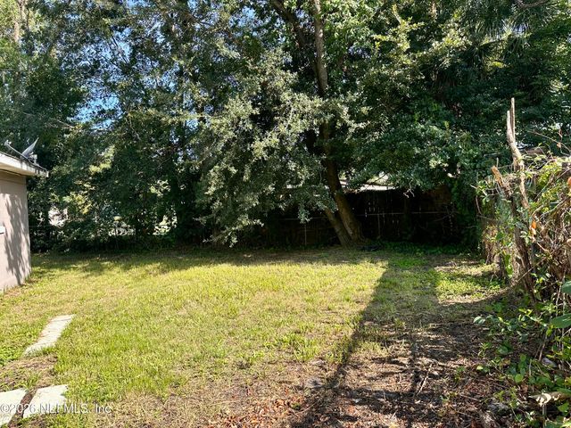 2319 EUDINE Drive W, Jacksonville, FL 32210