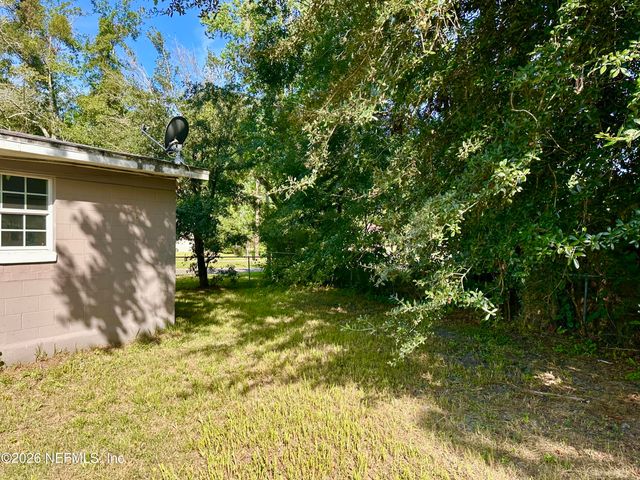 2319 EUDINE Drive W, Jacksonville, FL 32210
