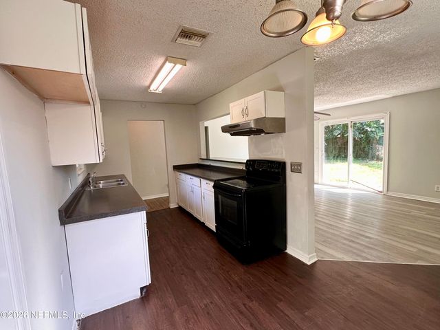 2319 EUDINE Drive W, Jacksonville, FL 32210