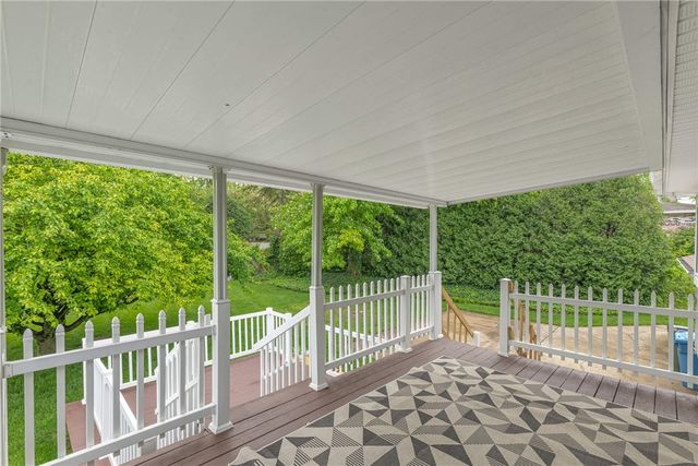 812 Twin Oaks Drive, Riverside, OH 45431