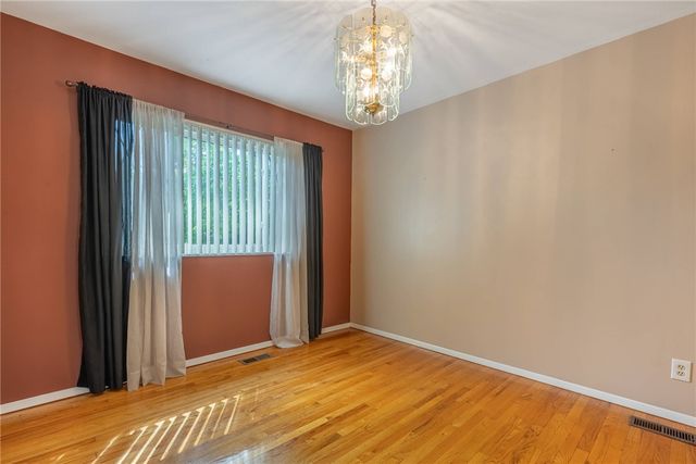 812 Twin Oaks Drive, Riverside, OH 45431