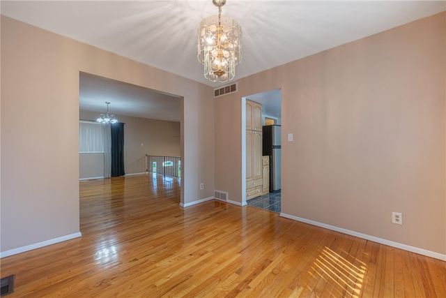 812 Twin Oaks Drive, Riverside, OH 45431