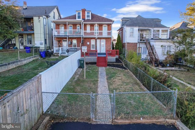 410 SUMMIT AVE, Hagerstown, MD 21740