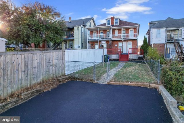 410 SUMMIT AVE, Hagerstown, MD 21740