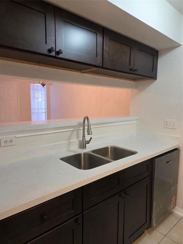 12319 Ridgeside Drive, Houston, TX 77072