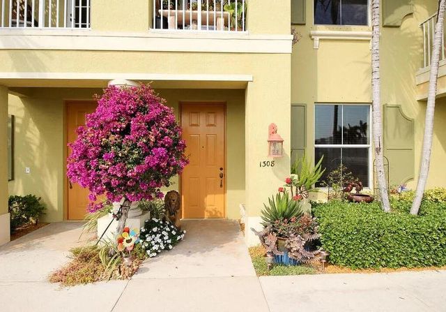 1308 PIAZZA DELLE PALLOTTOLE, Boynton Beach, FL 33426