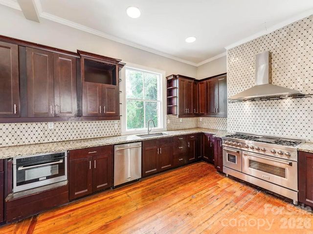 128 W End Street, Chester, SC 29706