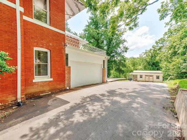 128 W End Street, Chester, SC 29706