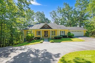 36 Macedonia West Drive, Saluda, NC 28773