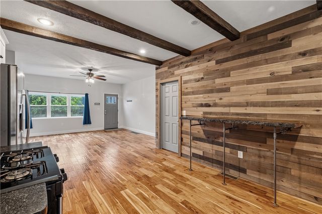 3936 Clement Way, Bloomfield, PA 15224