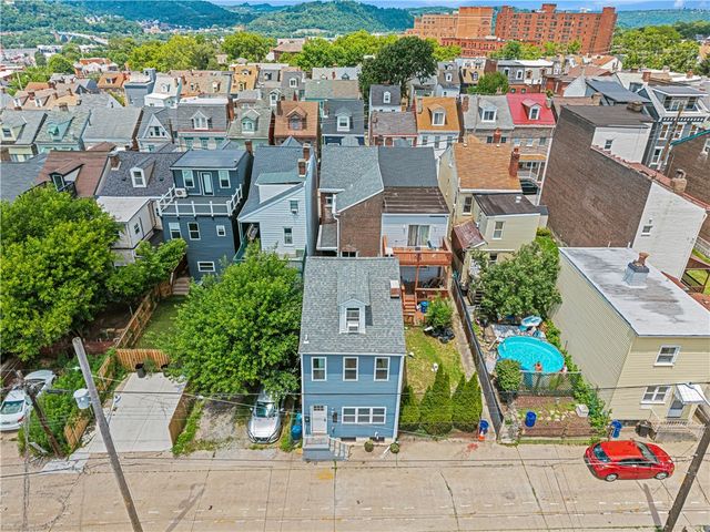 3936 Clement Way, Bloomfield, PA 15224