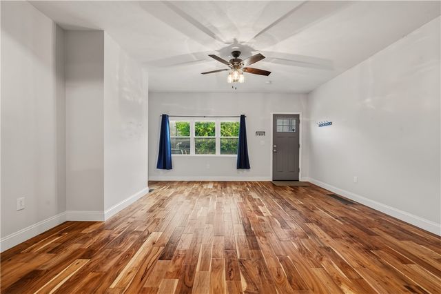 3936 Clement Way, Bloomfield, PA 15224
