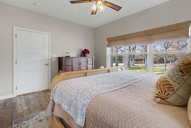 9748 County Road 1200, Athens, TX 75751