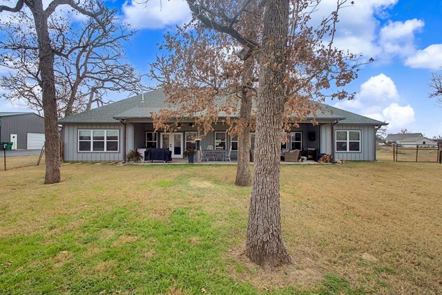 9748 County Road 1200, Athens, TX 75751