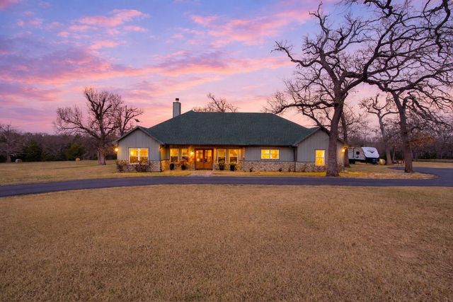 9748 County Road 1200, Athens, TX 75751