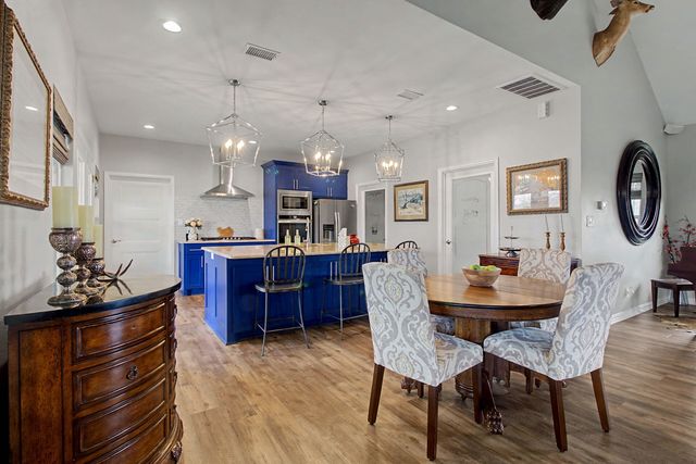 9748 County Road 1200, Athens, TX 75751