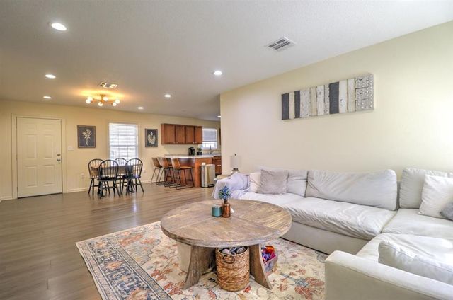 148 Cassy Drive, Sulphur, LA 70663