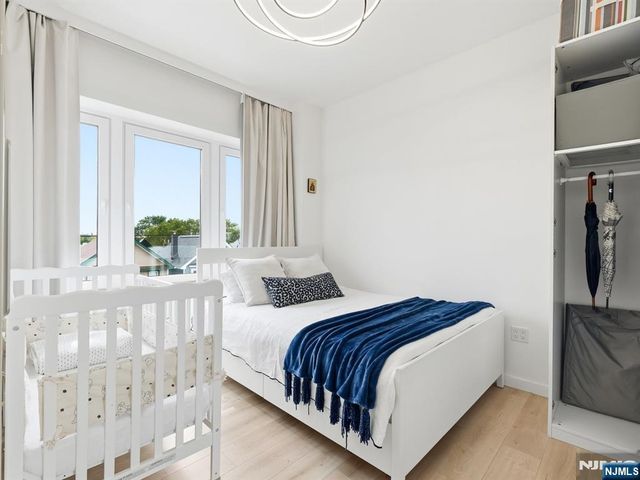 196 Pearsall Avenue 10, Jersey City, NJ 07305