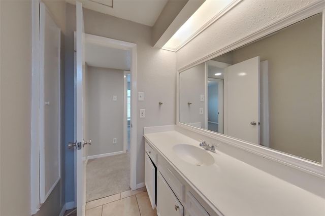 16726 Britford, Houston, TX 77084