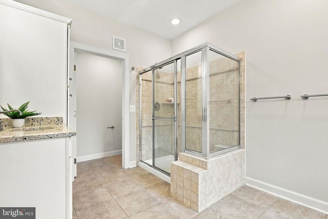 9205 POINT REPLETE DR, Fort Belvoir, VA 22060