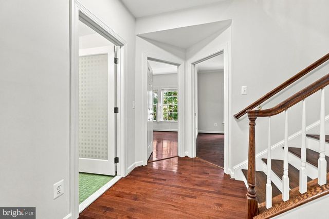 9205 POINT REPLETE DR, Fort Belvoir, VA 22060